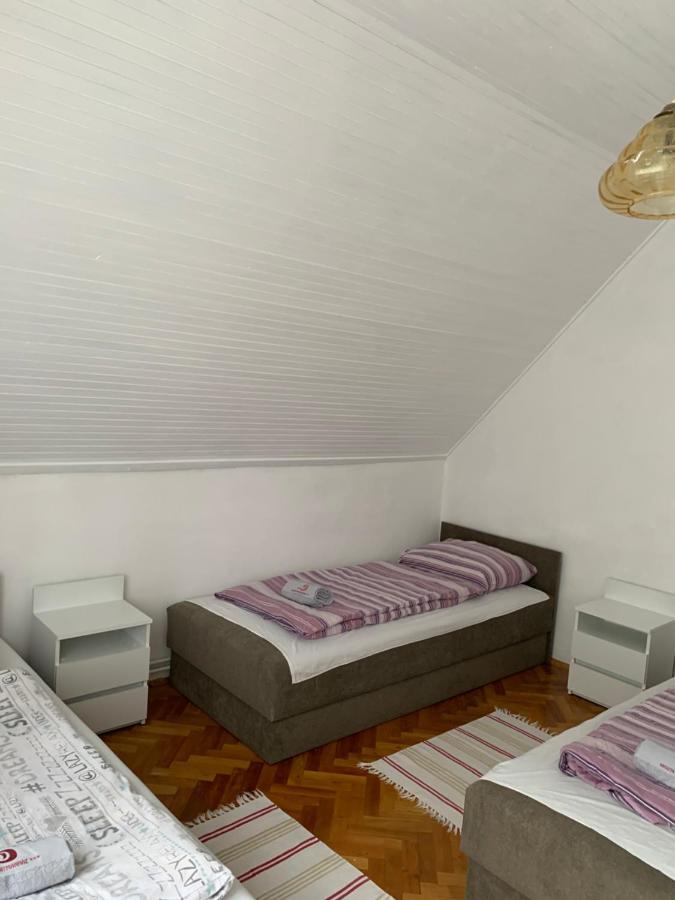 Kriszta Apartmanhaz Διαμέρισμα Balatonlelle Εξωτερικό φωτογραφία