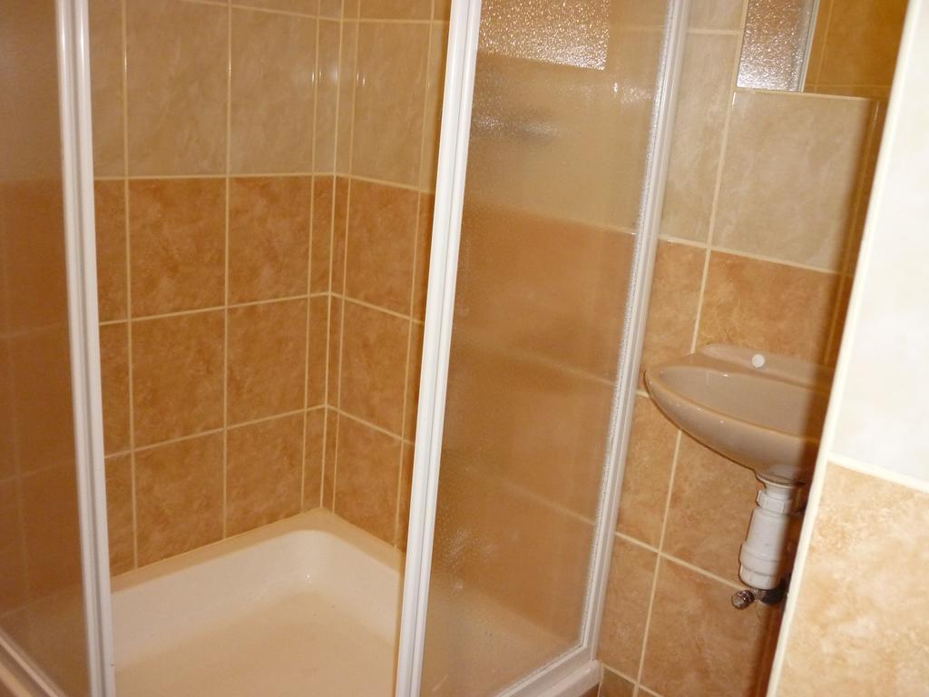 Kriszta Apartmanhaz Διαμέρισμα Balatonlelle Εξωτερικό φωτογραφία